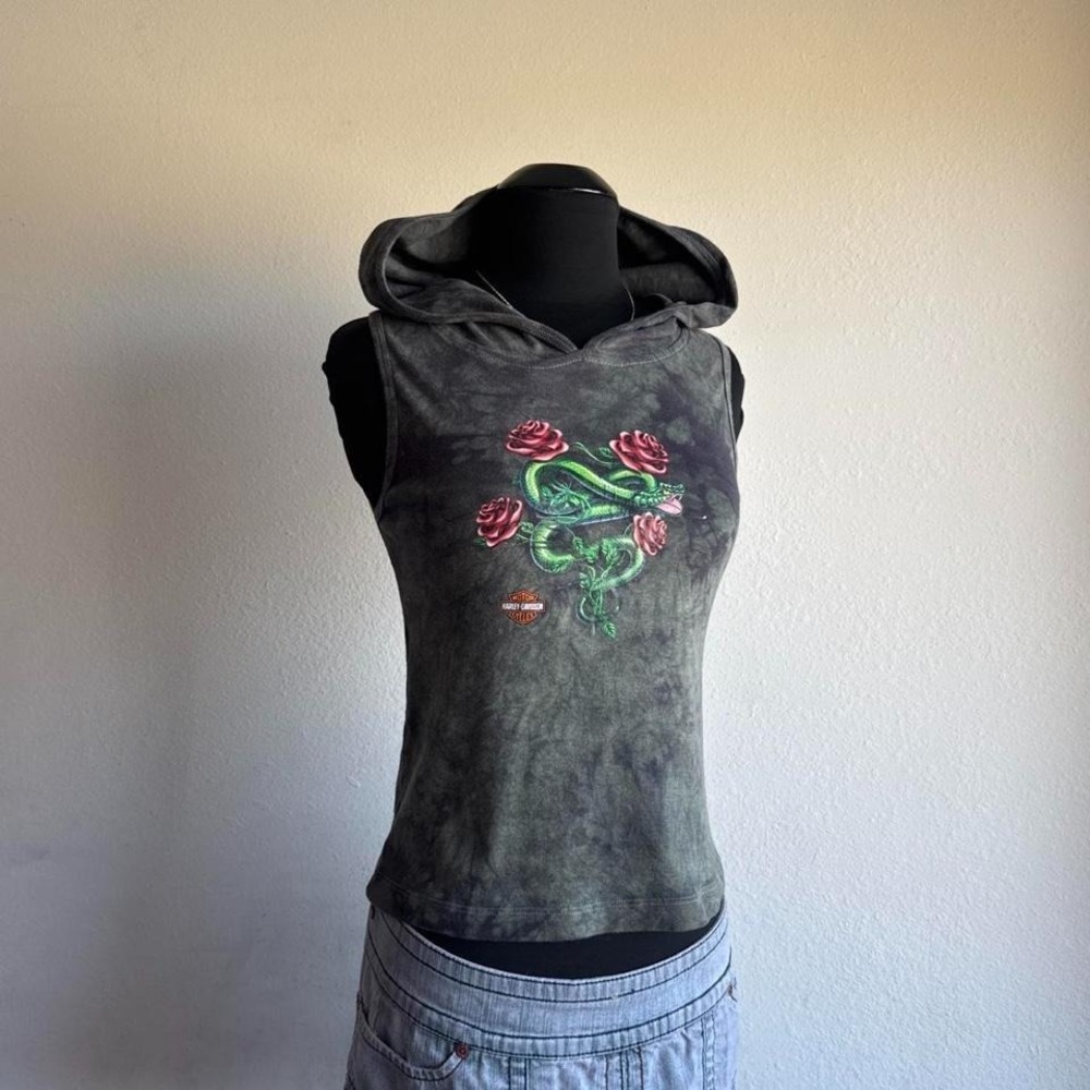 Harley Davidson Milwaukee Wisconsin acid wash sleeveless hoodie tank snake and r